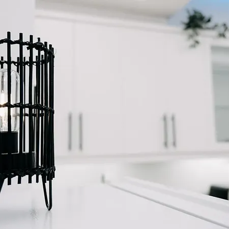 Apartment White&wood *