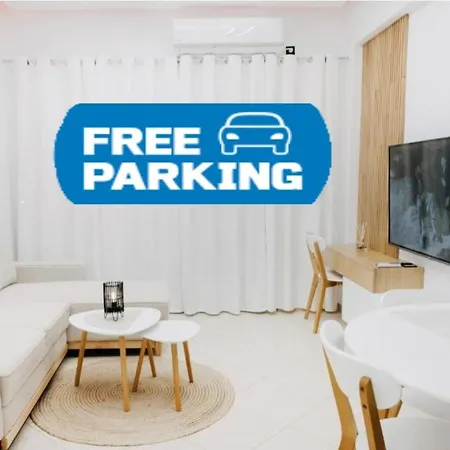 White&wood Apartment